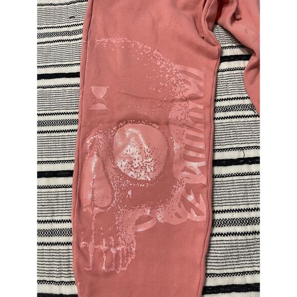 Civil Regime "No Tomorrow" Scarlet
Oversized Jogger Size Large - Picture 3 of 9